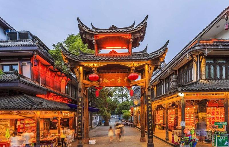 天下长河：陈潢草席裹尸，于振甲啃着人血馒头成就不朽之功